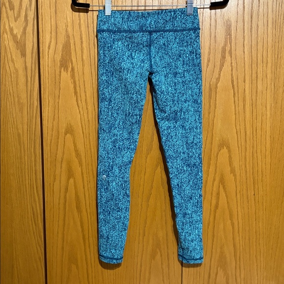 Iviva girl's size 10 lululemon rhythmic tight jacquard blue full length leggings - Picture 4 of 7